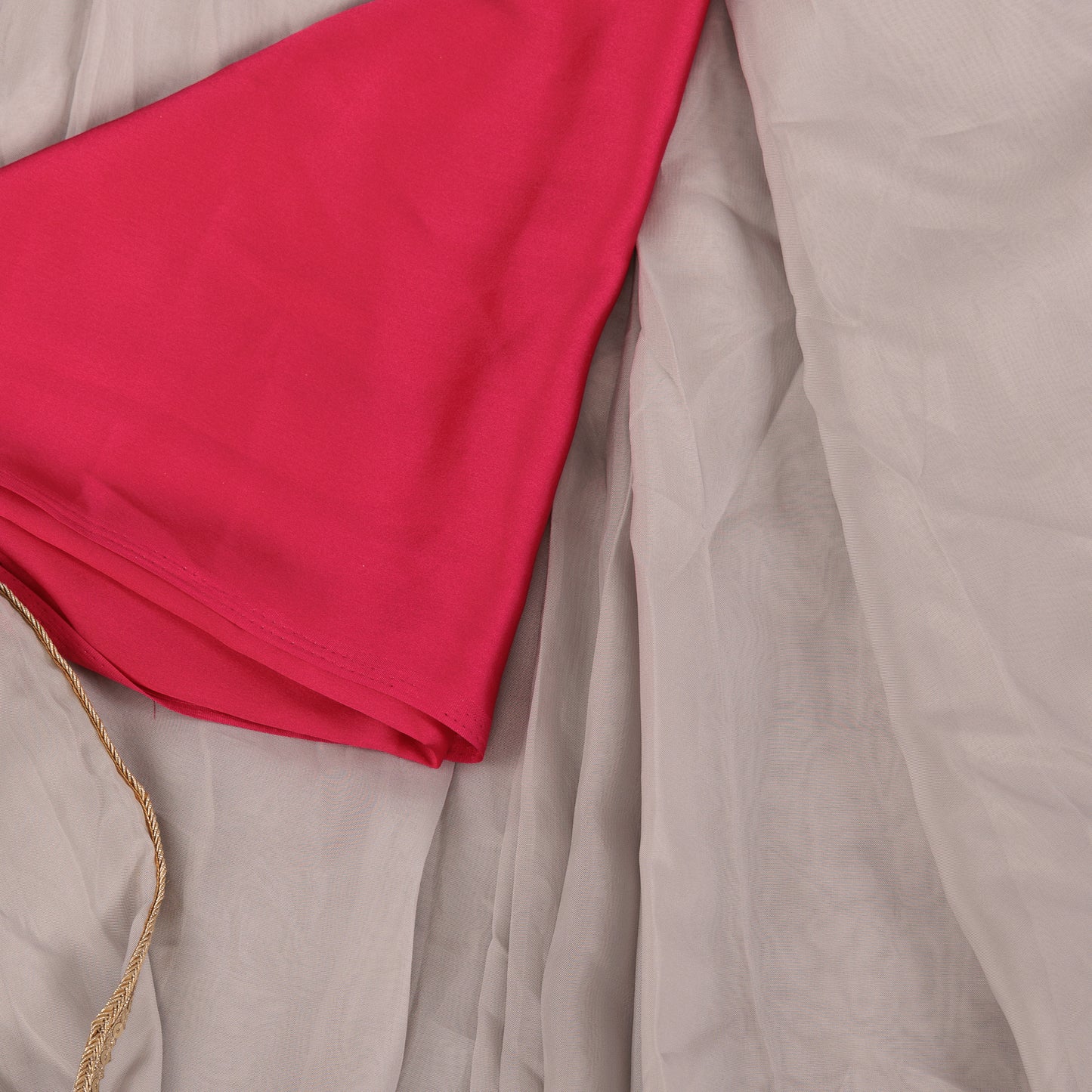 Lace Trimmed Viscose Organza Saree | Scalloped Border | Party & Casual Wear