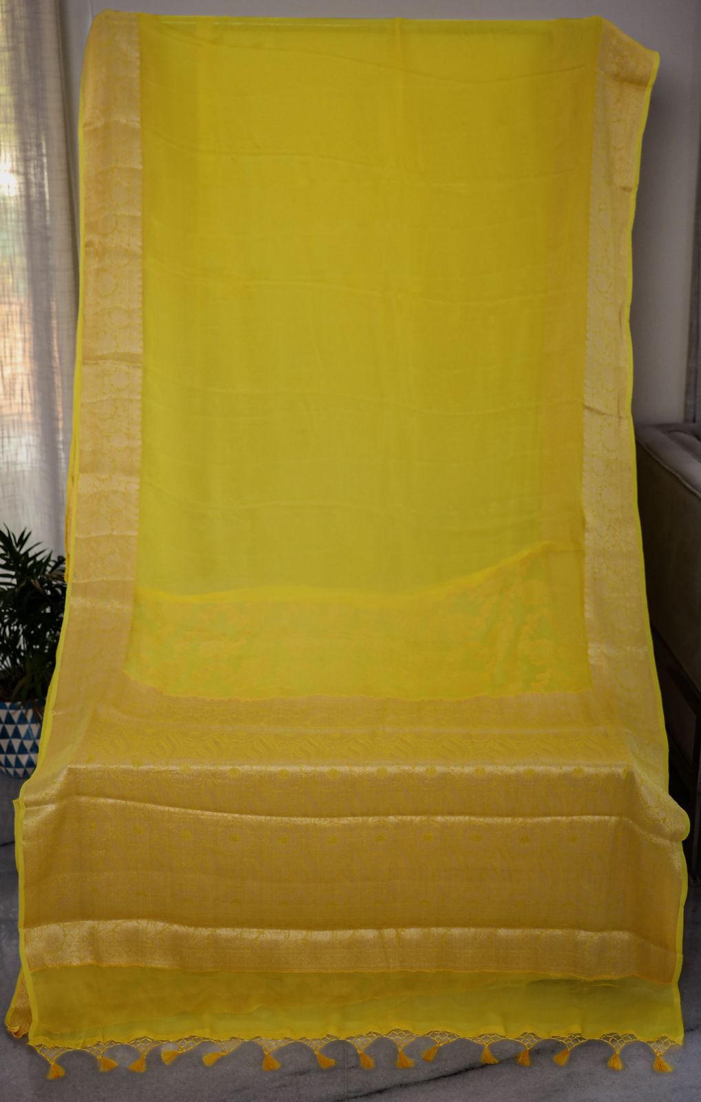 Khaddi Chiffon Banarasi Chiffon Saree with Zari Border