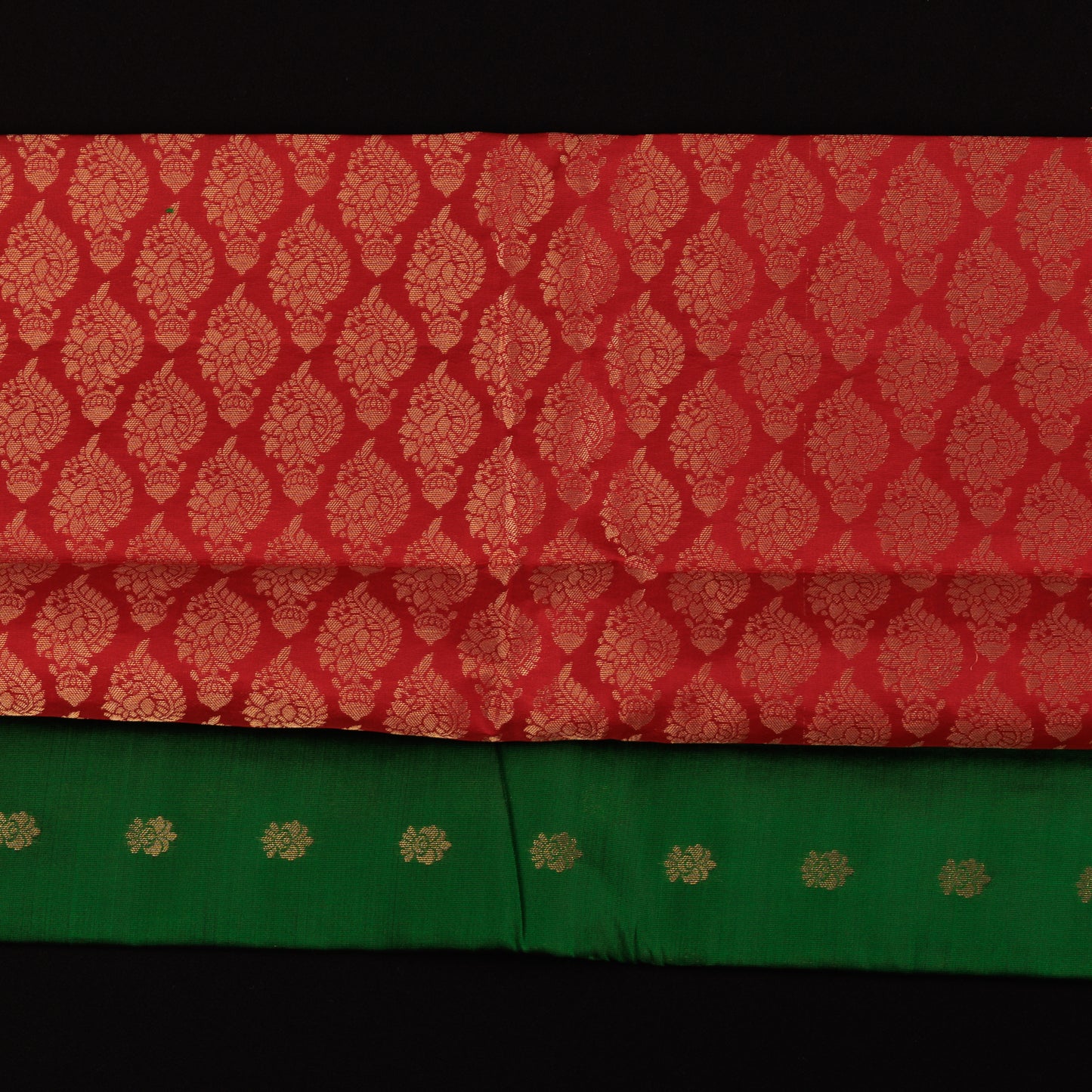 red-kanjivaram-silk-saree-green-border-gold-zari-bridal-wedding-wear