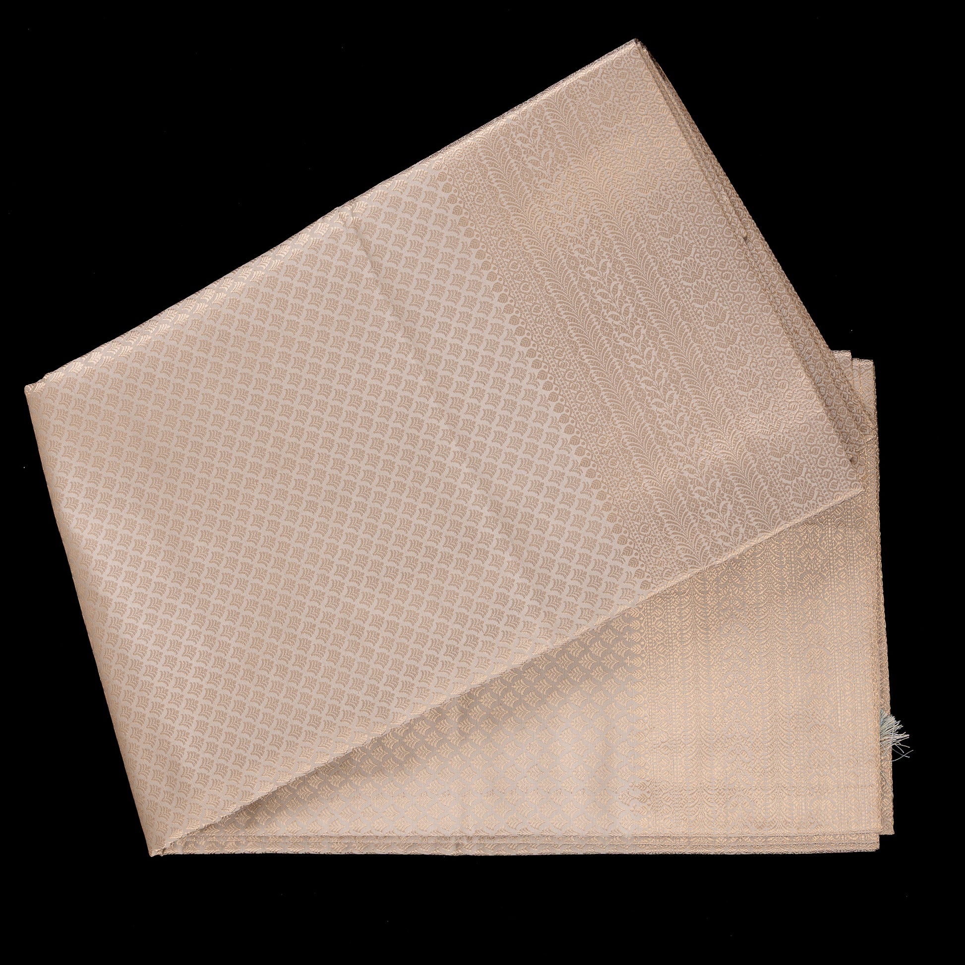 ivory-champagne-banarasi-silk-saree-pearl-brocade-weave-traditional-wedding-wear