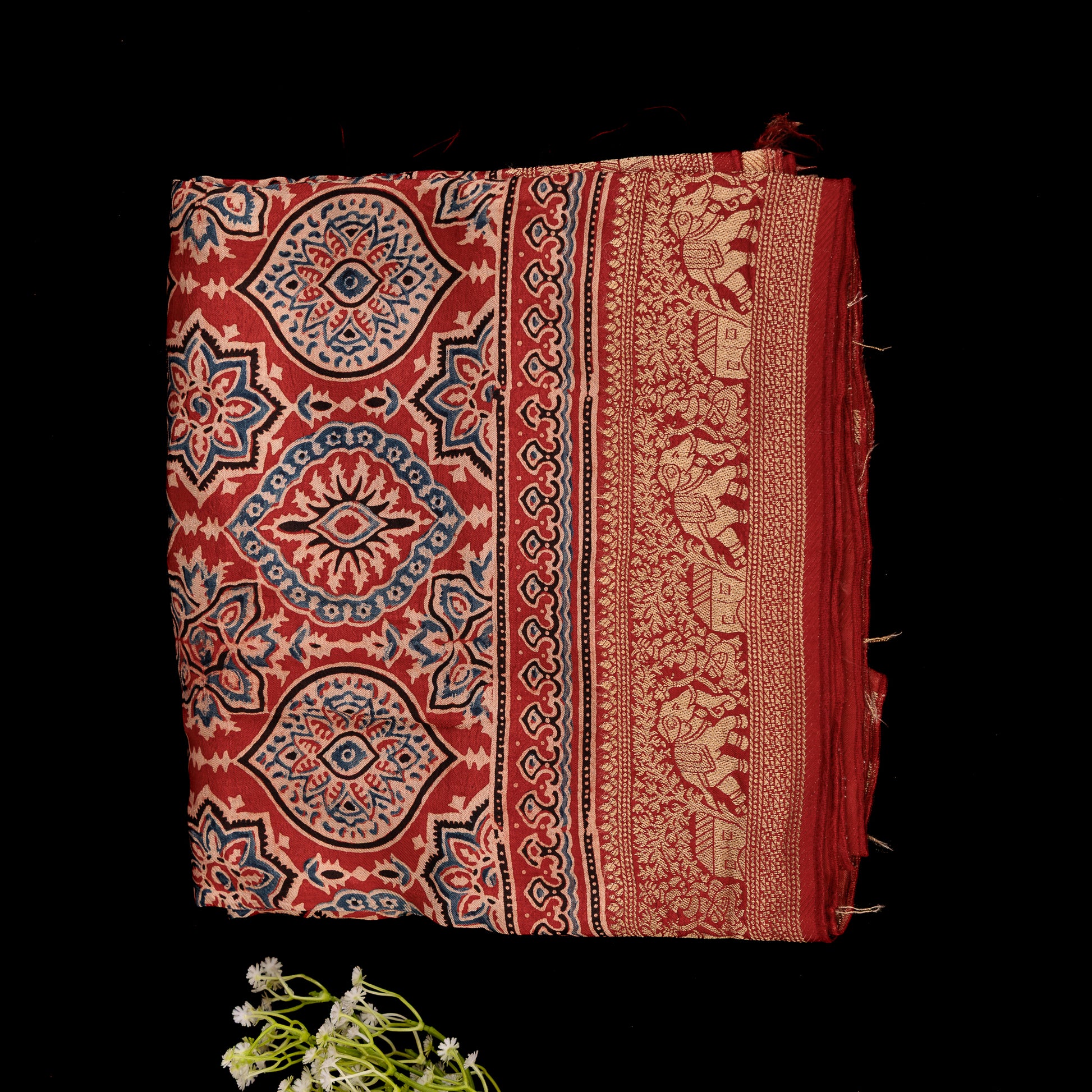 red-dolla-modal-silk-saree-gold-zari-border-rich-palla-wedding-wear