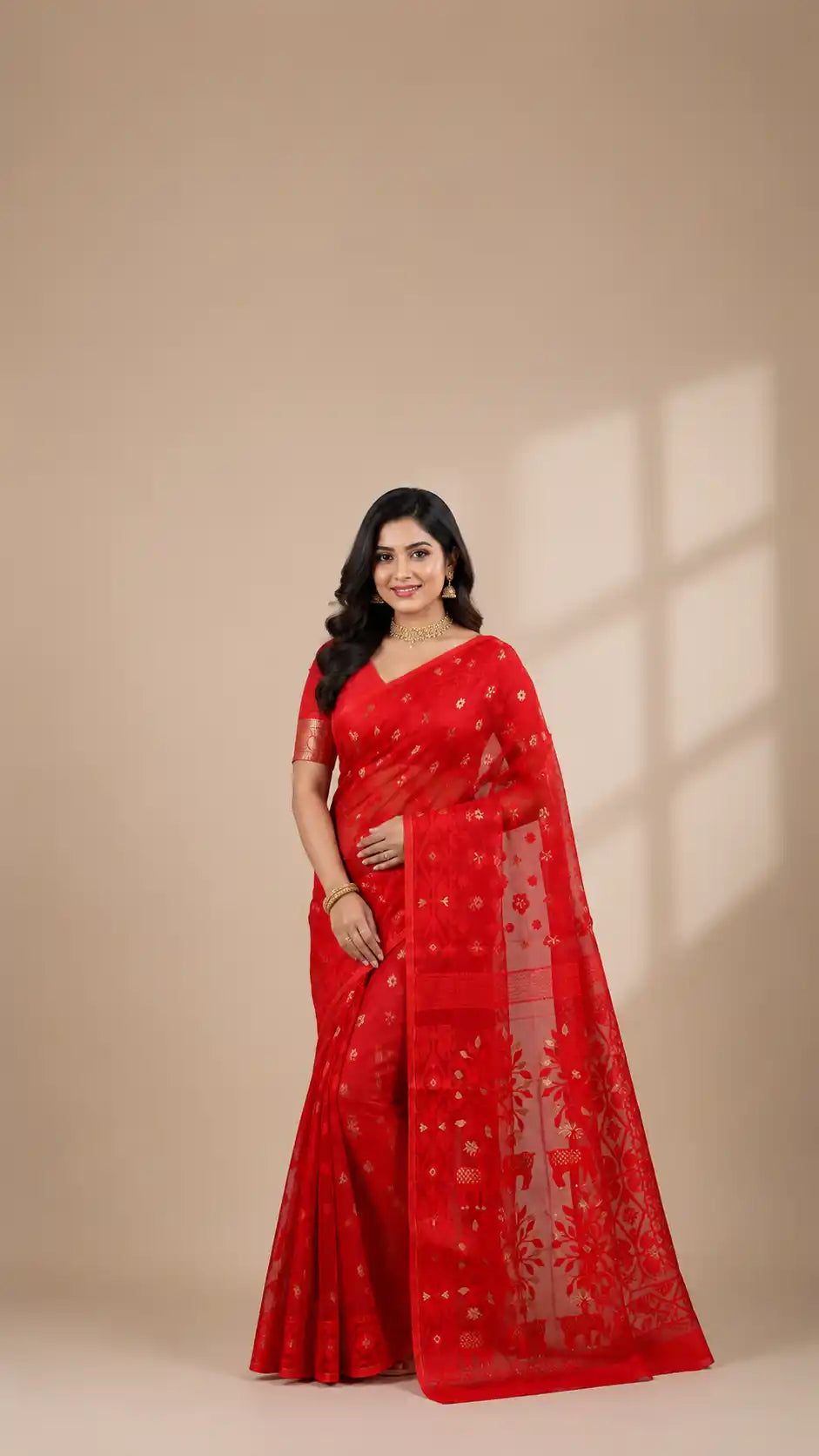 Dhakai Jamdani Saree Red