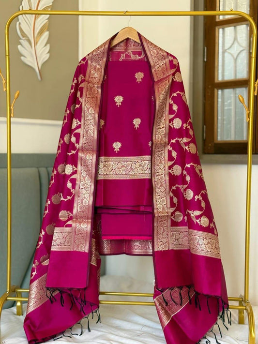 ⁠Elegant Banarasi Silk fabric with rich zari weave-Rani Pink
