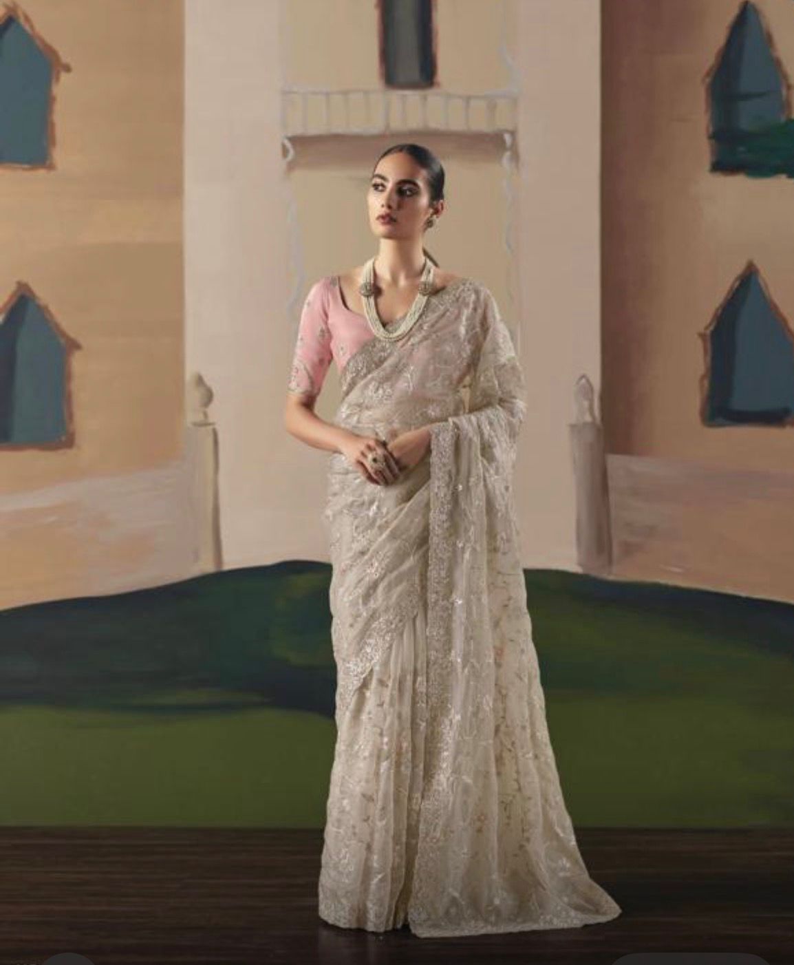 Exquisite party wear saree